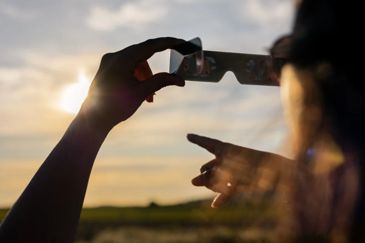 Total Solar Eclipse 2026: Viewing Times and Documentary Recommendations