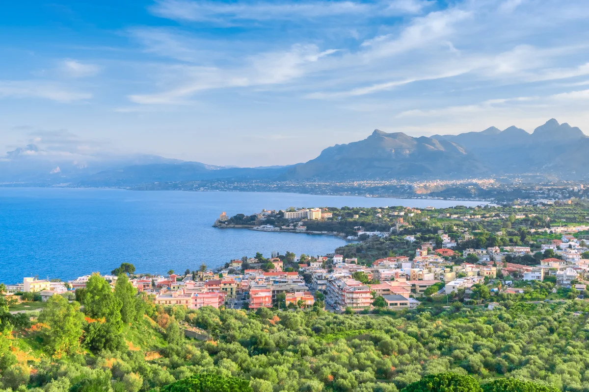 The Tragic Sinking of the Superyacht Bayesian: A Closer Look
